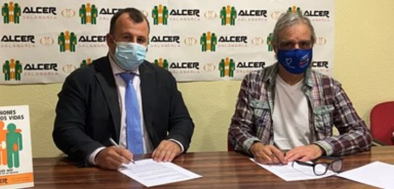 Atenzia y ALCER renuevan su acuerdo para mejorar la atención de los pacientes renales en Salamanca